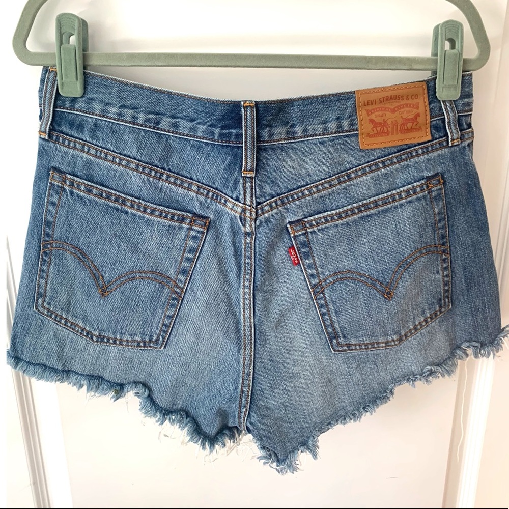 Levi’s High Rise Cutoff Shorts